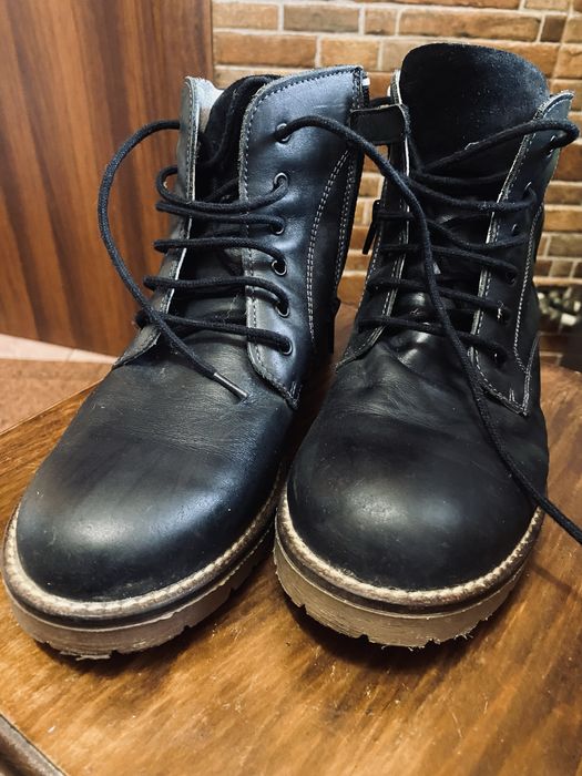 Шкіряні ботинки на весну,осінь