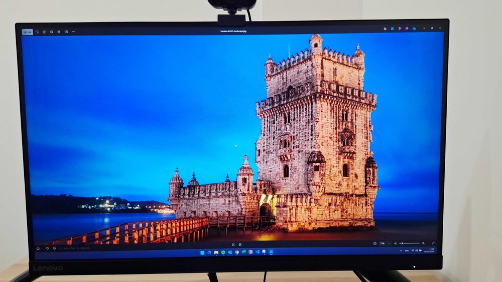 Monitor Lenovo 27'' IPS + suporte articulado ( Manual & Garantia)