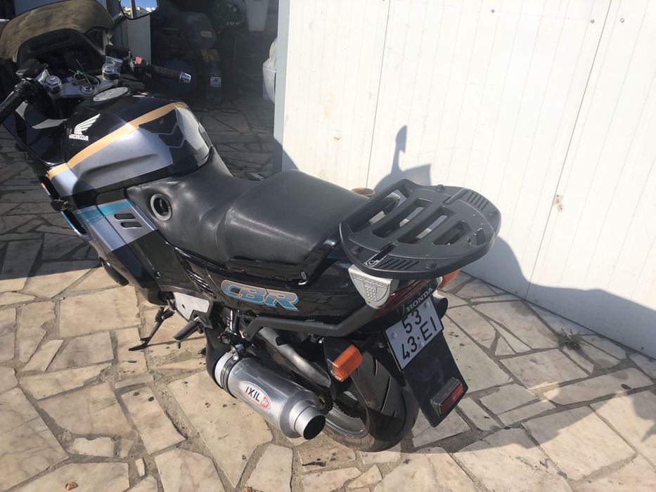 Honda cbr 1000f -94