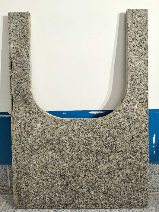 Bancada de cozinha em granito cinza - OPORTUNIDADE!