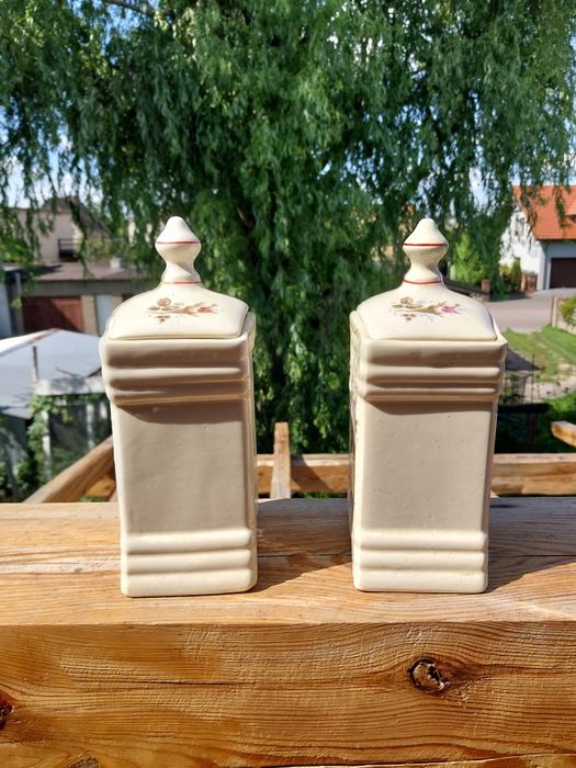 Dwa pojemniki ceramiczne do kawy i herbaty vintage