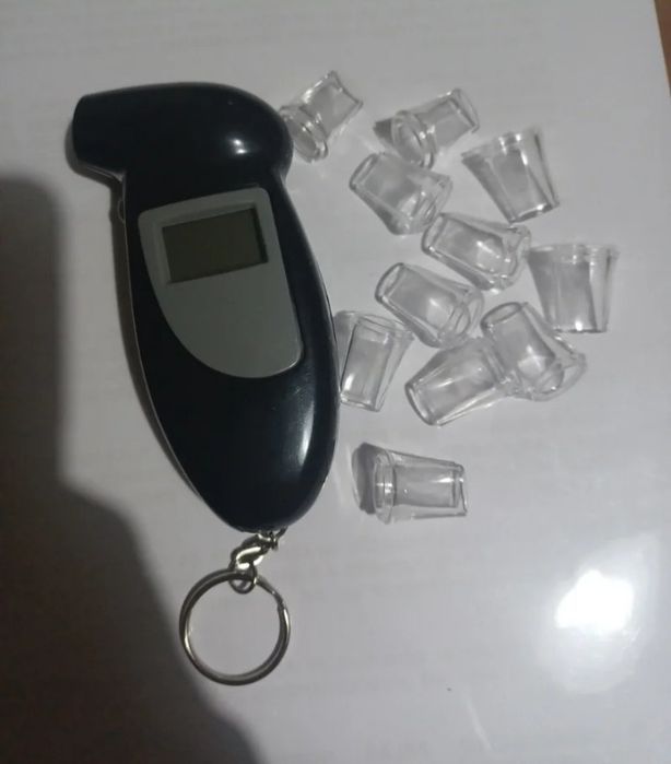 Alcoolímetro que evita multas várias utilizações