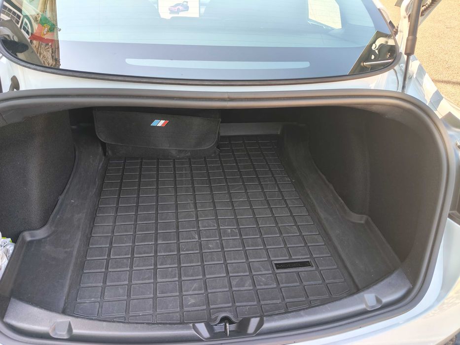 Tesla Model 3 Long Range