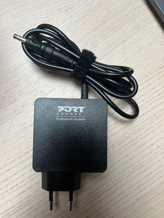 Laptop Charger447224387911045120