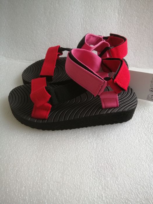 Buty, sandały dla dziecka