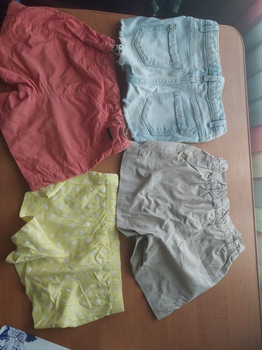 Шорти на дівчинку 4-6 років