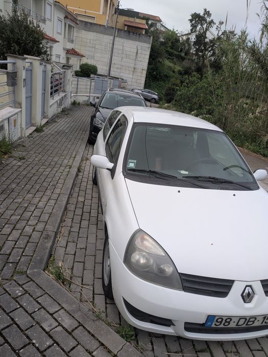 Clio 2 Storia Comercial 1.5 dci