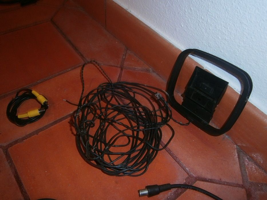 8 Cabos vários(como novos)