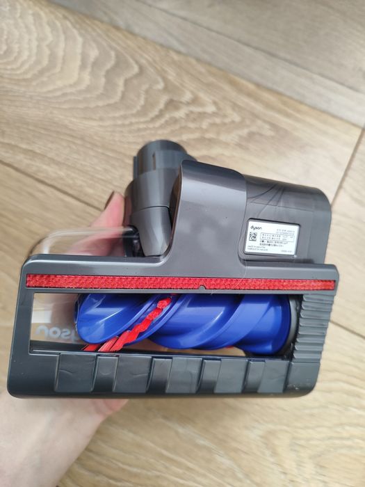 Mini elektroszczotka zapobiegająca plątaniu (V15) Dyson