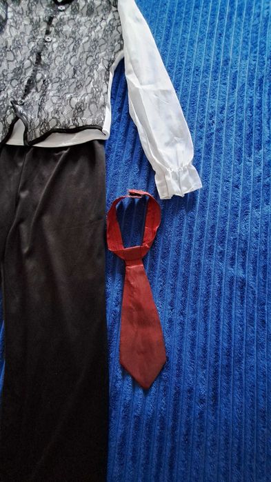 Fato de vampiro menino