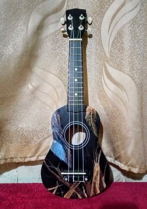 Гавайська гітара укулєлє з авторським розписом