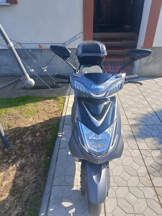 Електроскутер Corso