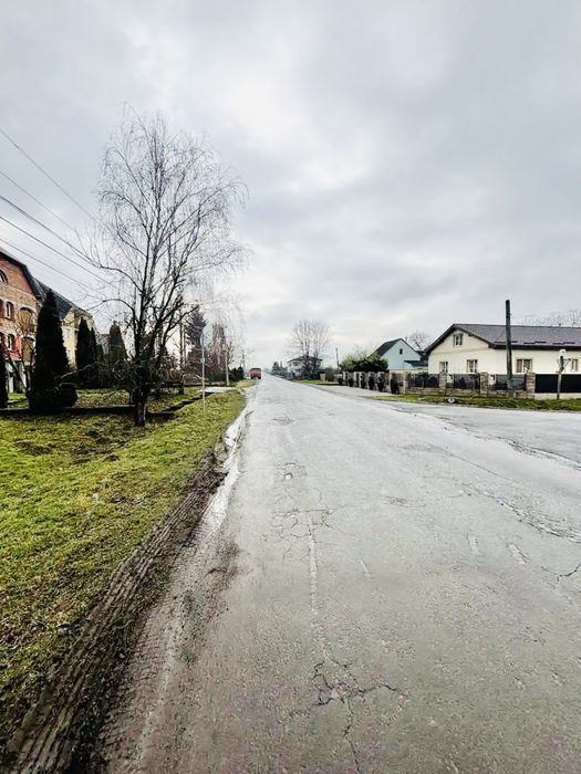 Передмістя Ужгорода. Ділянка під будівництво.