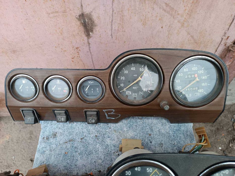 Панель приладів ваз 2103-2106