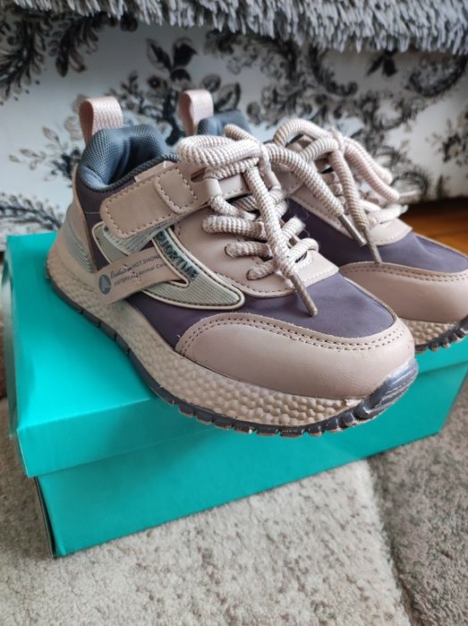 Кросівки,кросівки для дівчинки