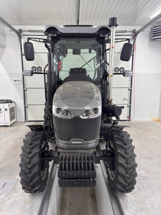 Трактор Скаут TE-504C з кондиціонером