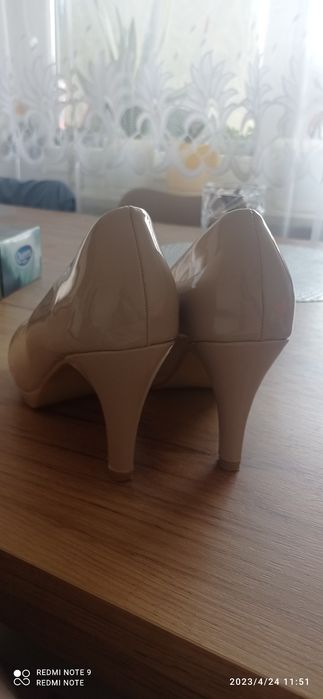 Sprzedam pantofle