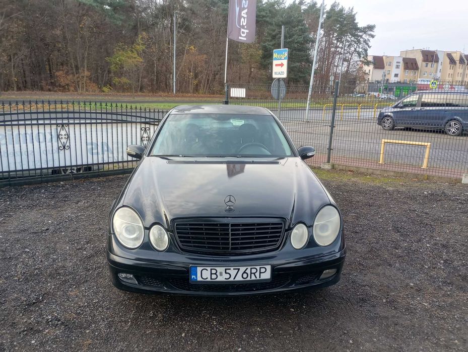 Mercedes Benz E klasa 2.2D AUTOMAT dwa kpl kół przegląd do 5.2026