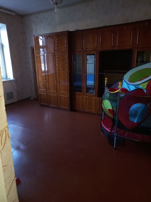 Продається 3-х кімнатна квартира, вул. Олександрійська 68