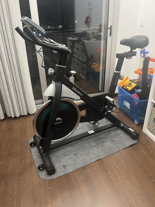 Bicicleta estatica /cycling