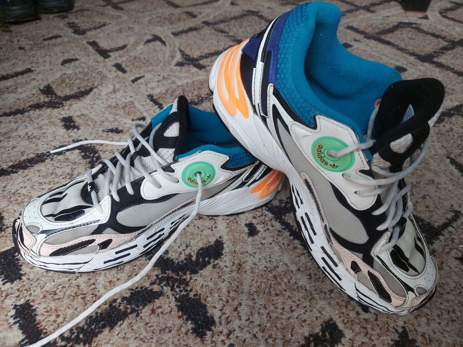 buty damskie adidas r. 39 1/3 wielokolorowe