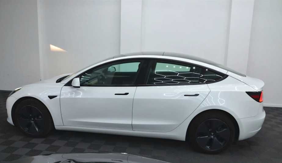 Tesla Model 3 2023 RWD