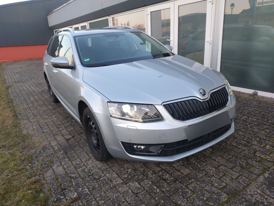 Skoda Octavia Panorama. Xenon. Pakiet zimowy. Niemcy