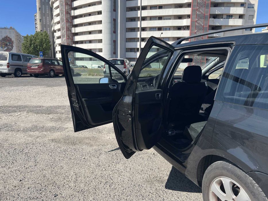 Peugeot 307 Break 1.4 Gasolina/GPL – Económica, Espaçosa e Fiável