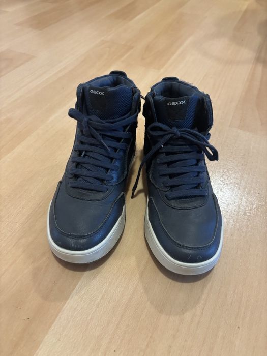 Боти  Geox на підлітка 36 розмір
