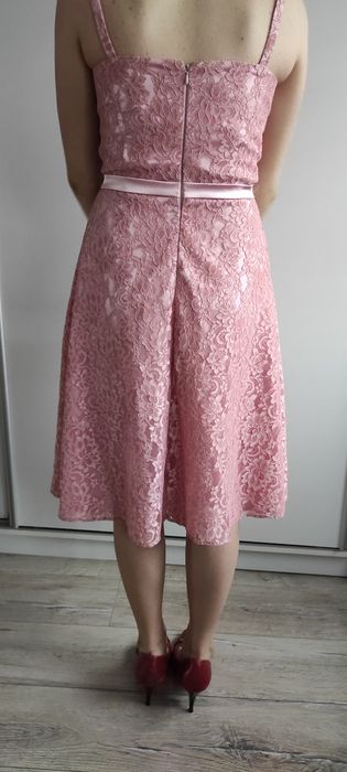 Sukienka 36 koronka różowa