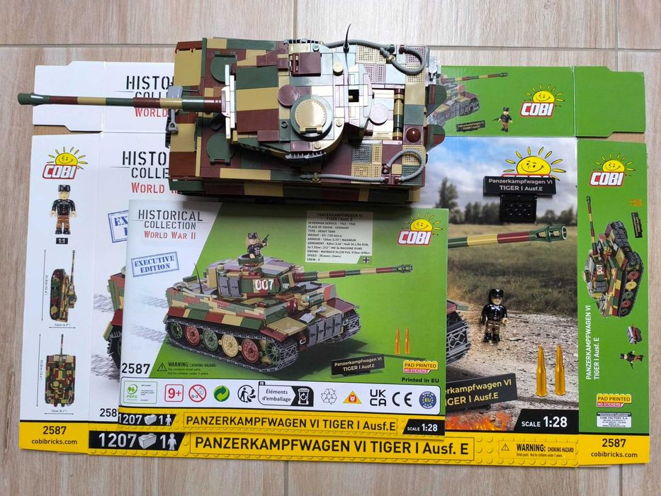 Sprzedam klocki Cobi Panzerkampfwagen VI Tiger I Ausf. E - Executive Edition