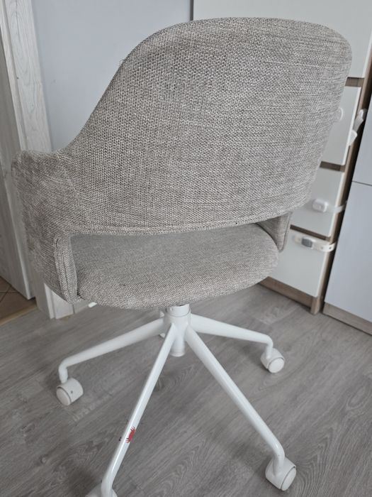 Fotel obrotowy Jysk krzesło do biurka