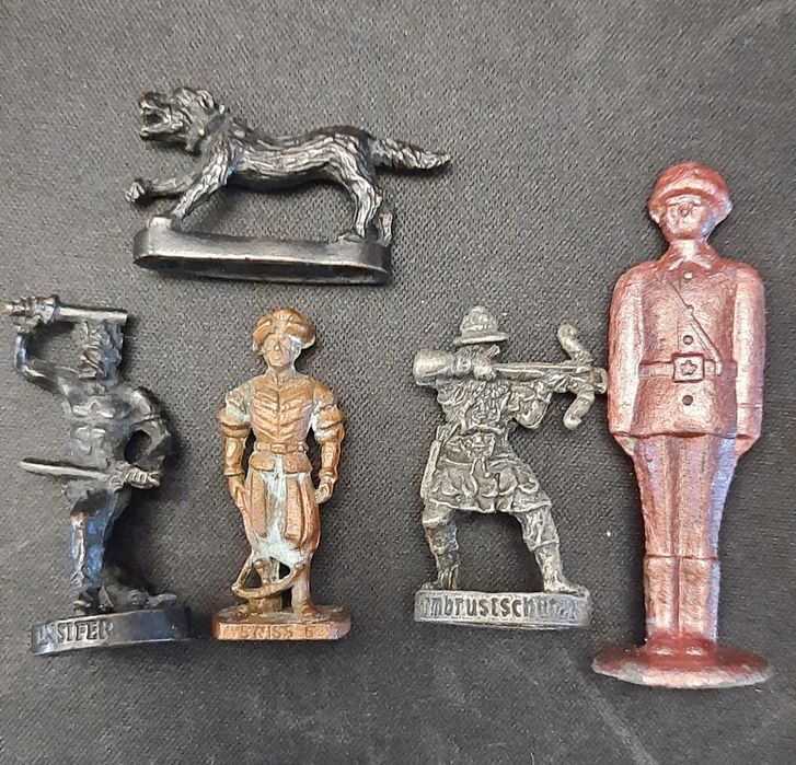 Металические солдатики Цена за все