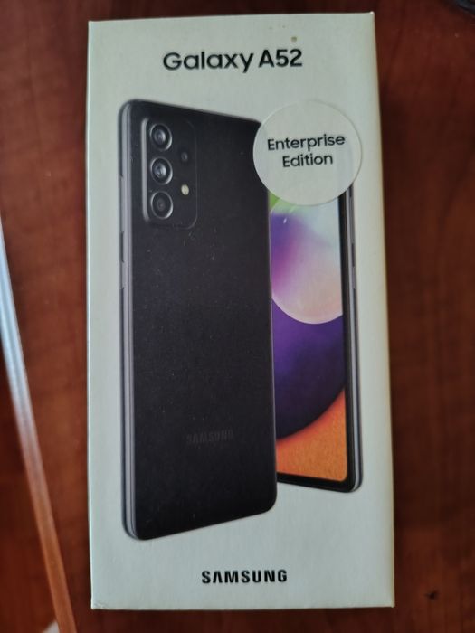 Смартфон Samsung A52