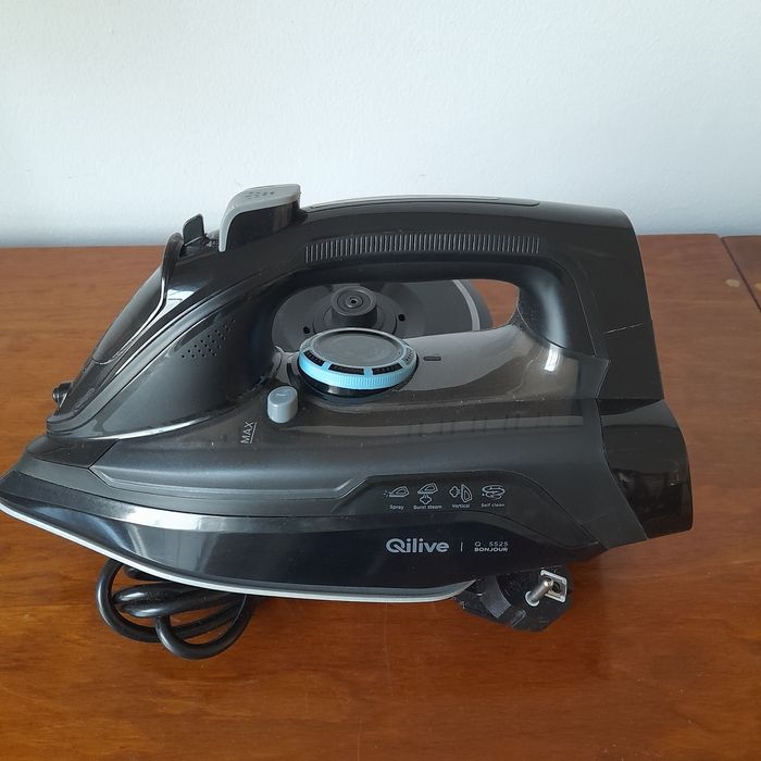 Ferro engomar vapor e sem fios Quilive
