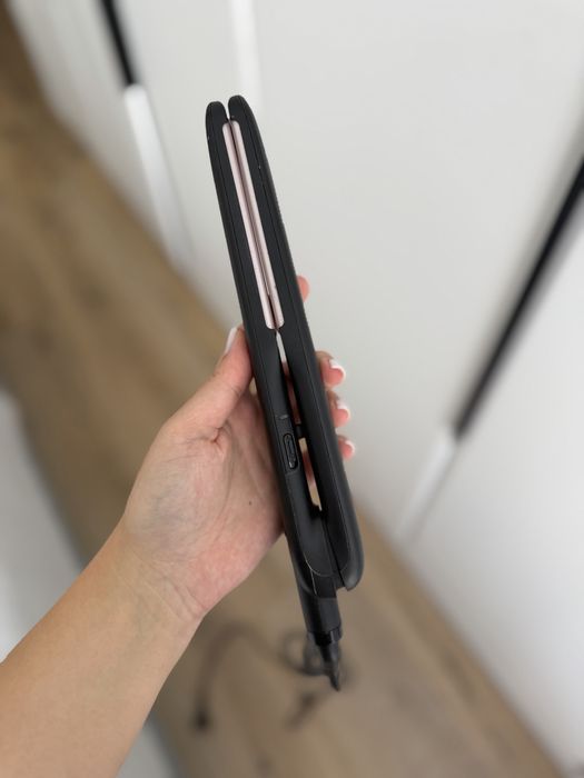 Випрямляч для волосся Philips