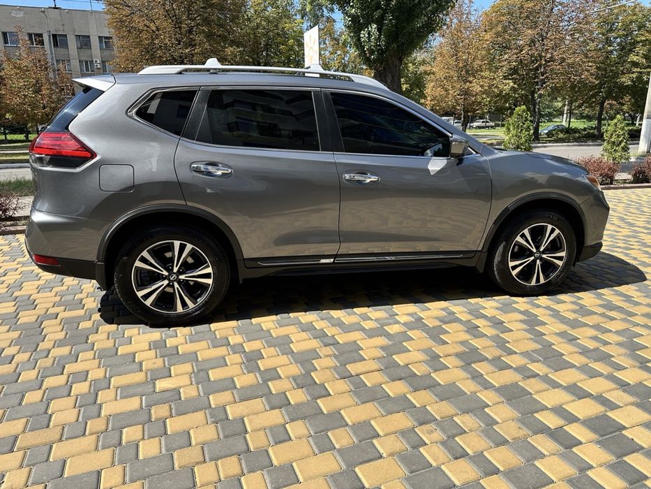 Nissan rogue 2017
