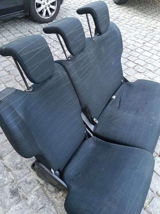 Estofos de Toyota Yaris de trás