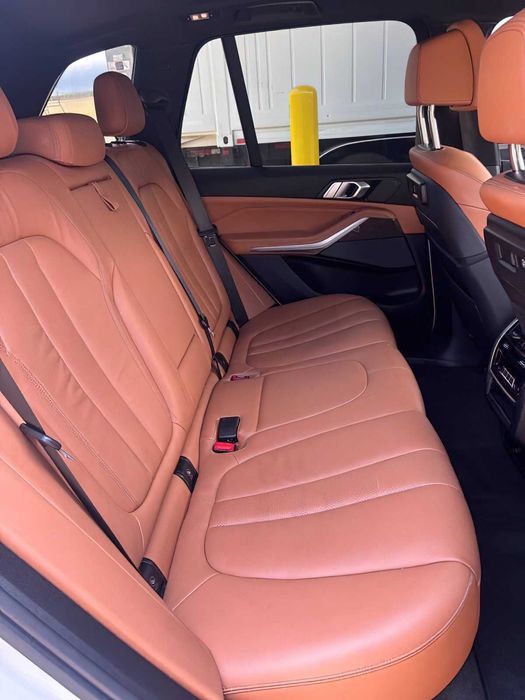 BMW X5 xDrive40i      2019