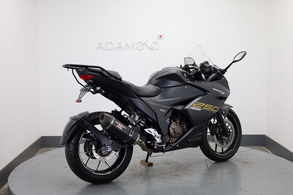 Suzuki Gixxer 250SF ABS