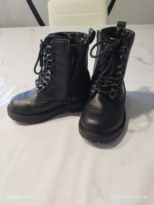 Ботінки  для дівчинки 24р