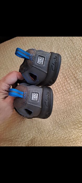 Босоніжки Clarks p. 35 ( 23 см)