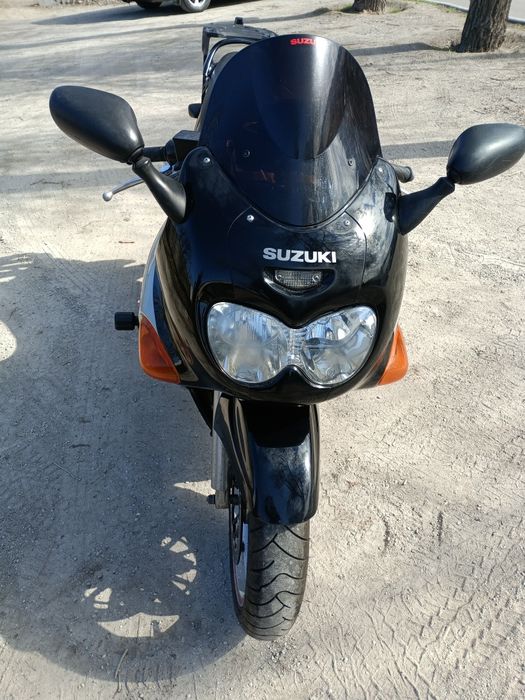 Сузуки катана GSX 750F.