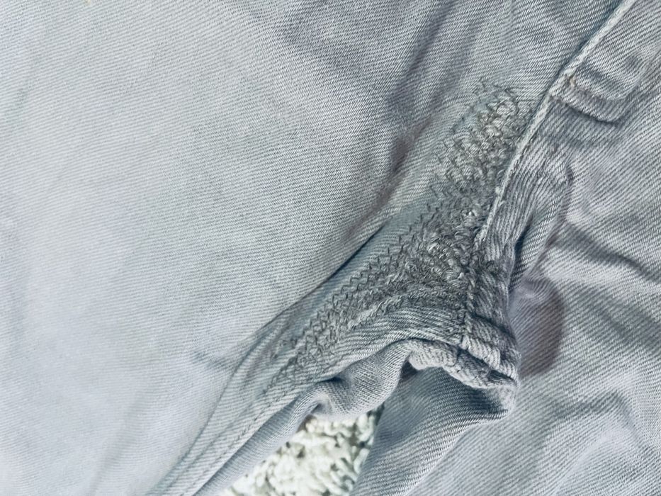 Brazowe meskie jeansy rozm M khaki szerokie