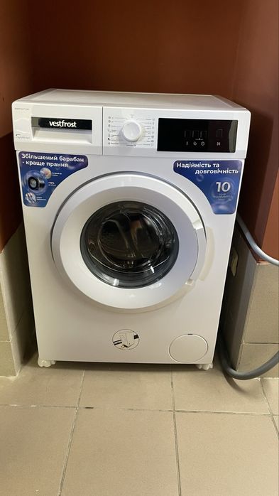 Продам пральну машинку Vestfrost 6кг