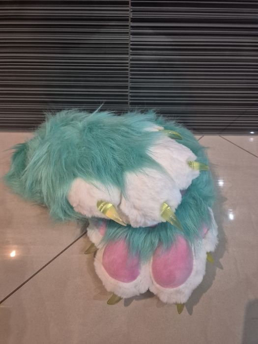 Łapki Furry Fursuit