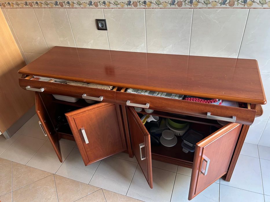 Aparador sala em cerejeira