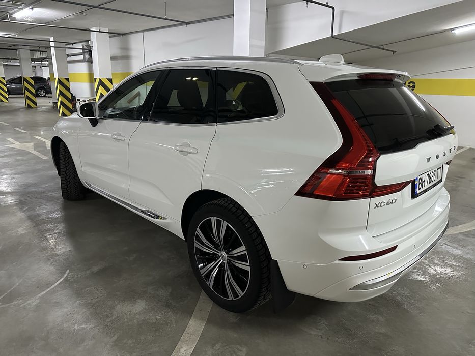 Volvo XC60 2022 Официальный