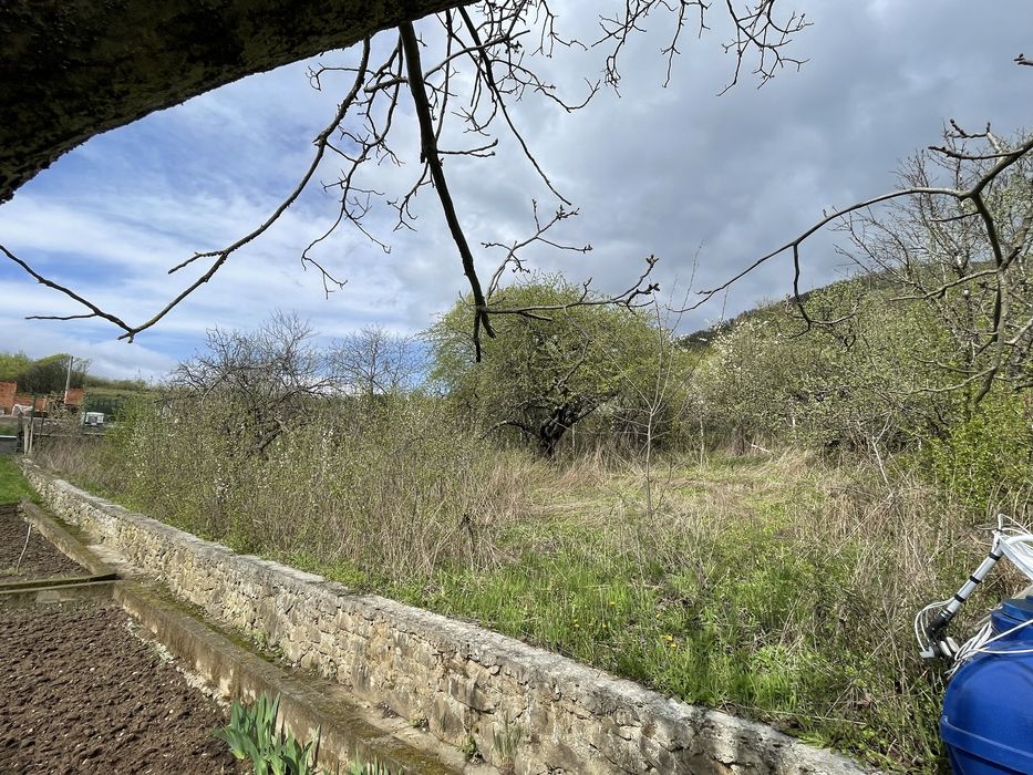 Земельна ділянка 0.06 га. Чорна гора. Асфальтована дорога