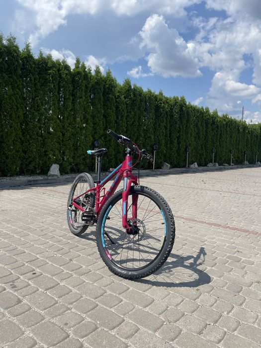 Велосипед Cube 240.